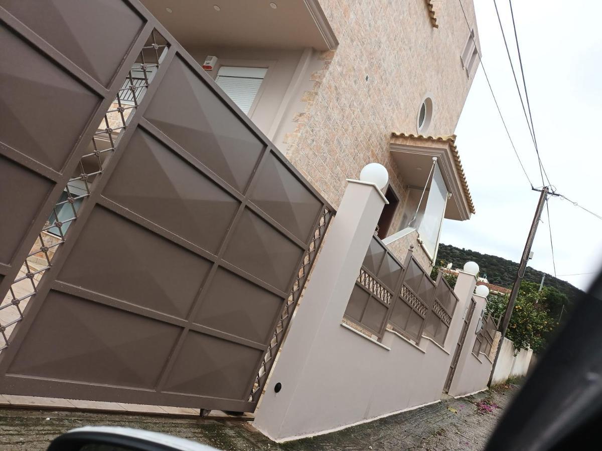 Airport Anasta Casa Apartment อาร์เตมีดา ภายนอก รูปภาพ